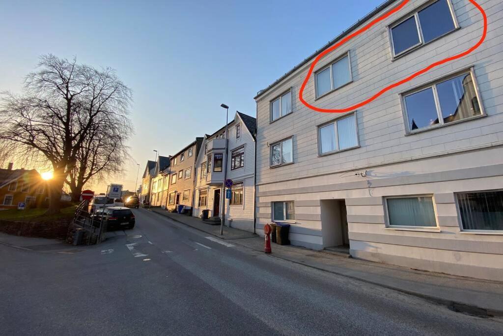 Nice And Central Apartment In Quiet Area Ålesund Exterior foto